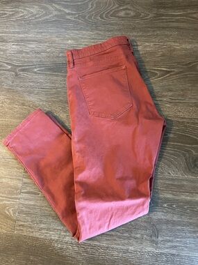 Men’s Dockers Alpha Khaki Slim Fit 36W x 34L